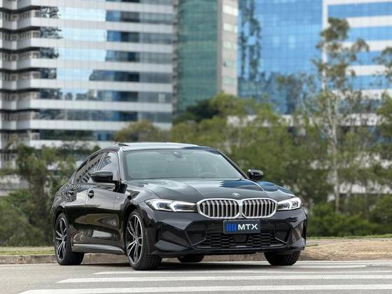 BMW 320i 2.0 16V TURBO FLEX M SPORT AUTOMÁTICO BMW 320i 2.0 16V TURBO FLEX M SPORT AUTOMÁTICO